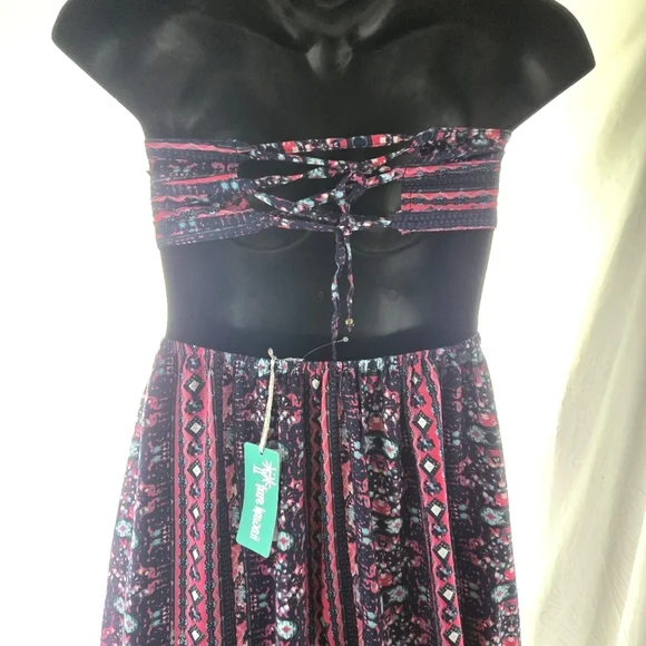 Beautiful Tiare Hawaii Dress NWT - Picture 7 of 11